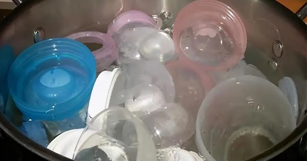 Bé 6 tháng đi cấp cứu vì mẹ tráng bình sữa bằng nước sôi: Người lớn vô tình, trẻ vô viện