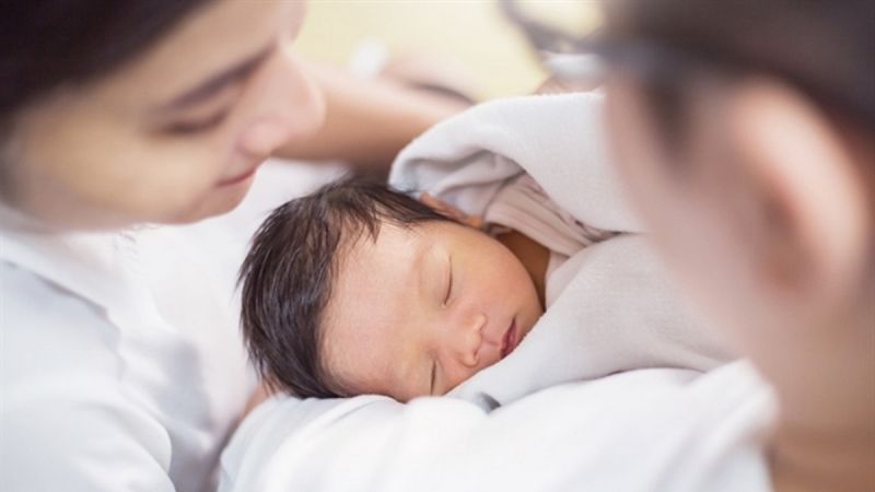 Sinh con năm 2023 tháng nào là tốt nhất cho bố mẹ và bé?